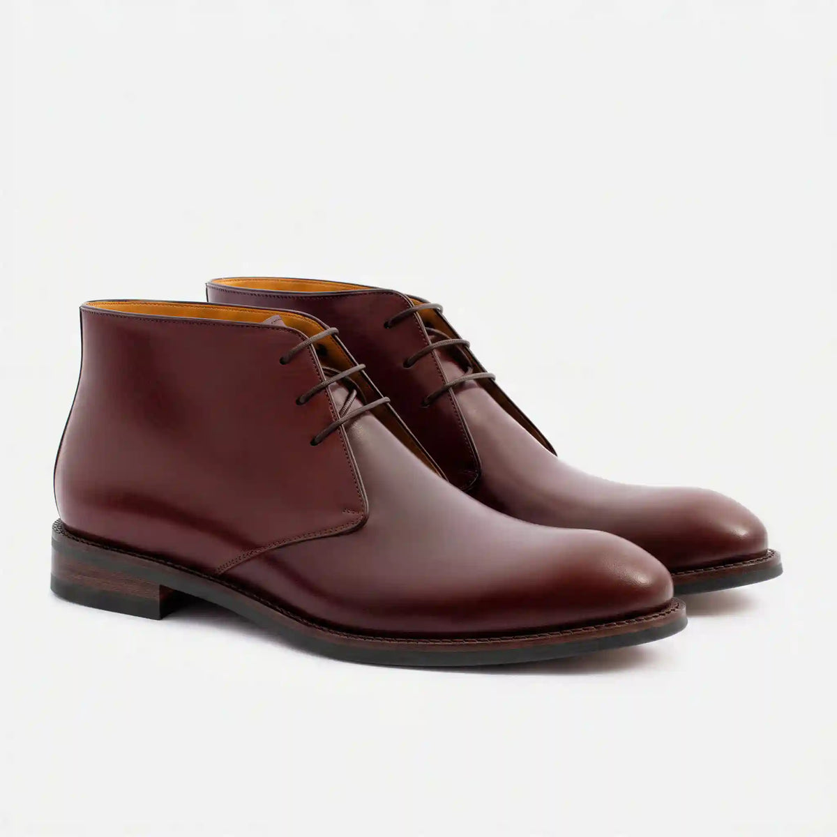 Ellis Chukka Boots - Men's